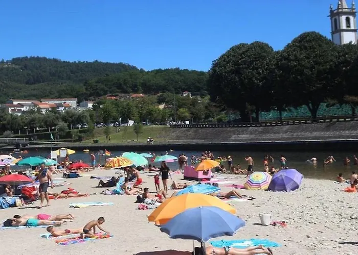 Casa Abelhas 펜션 아르코스 데 발데베즈